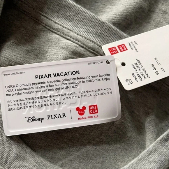 DISNEY Toy Story Uniqlo + Pixar Vacation NWT Graphic T-Shirt Grey Size S - Picture 7 of 11